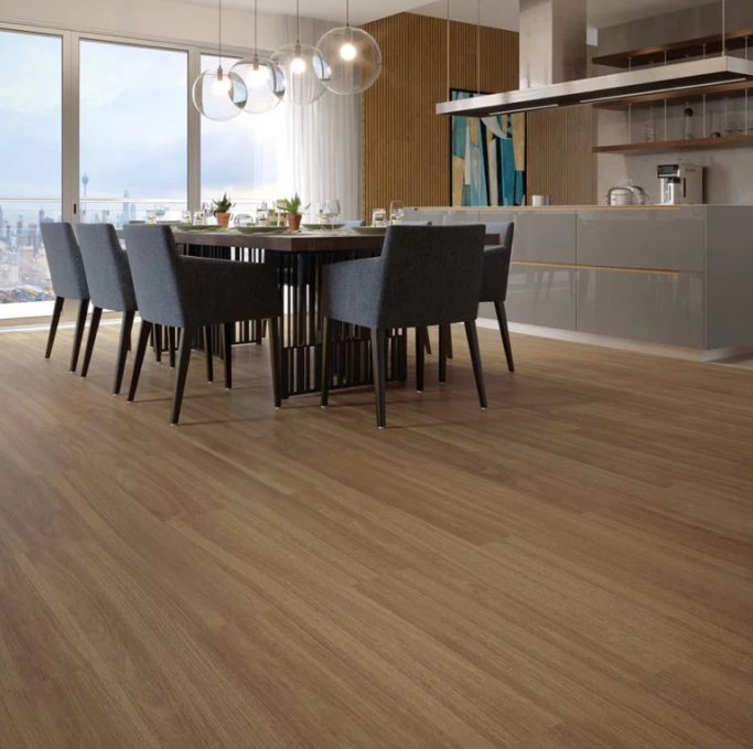 Foto de uma sala de jantar acoplano em uma cozinha.